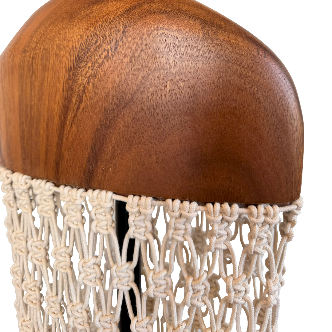 ESCULTURA MESTIZA 3 0.5 X 1.3 X 0.3 M