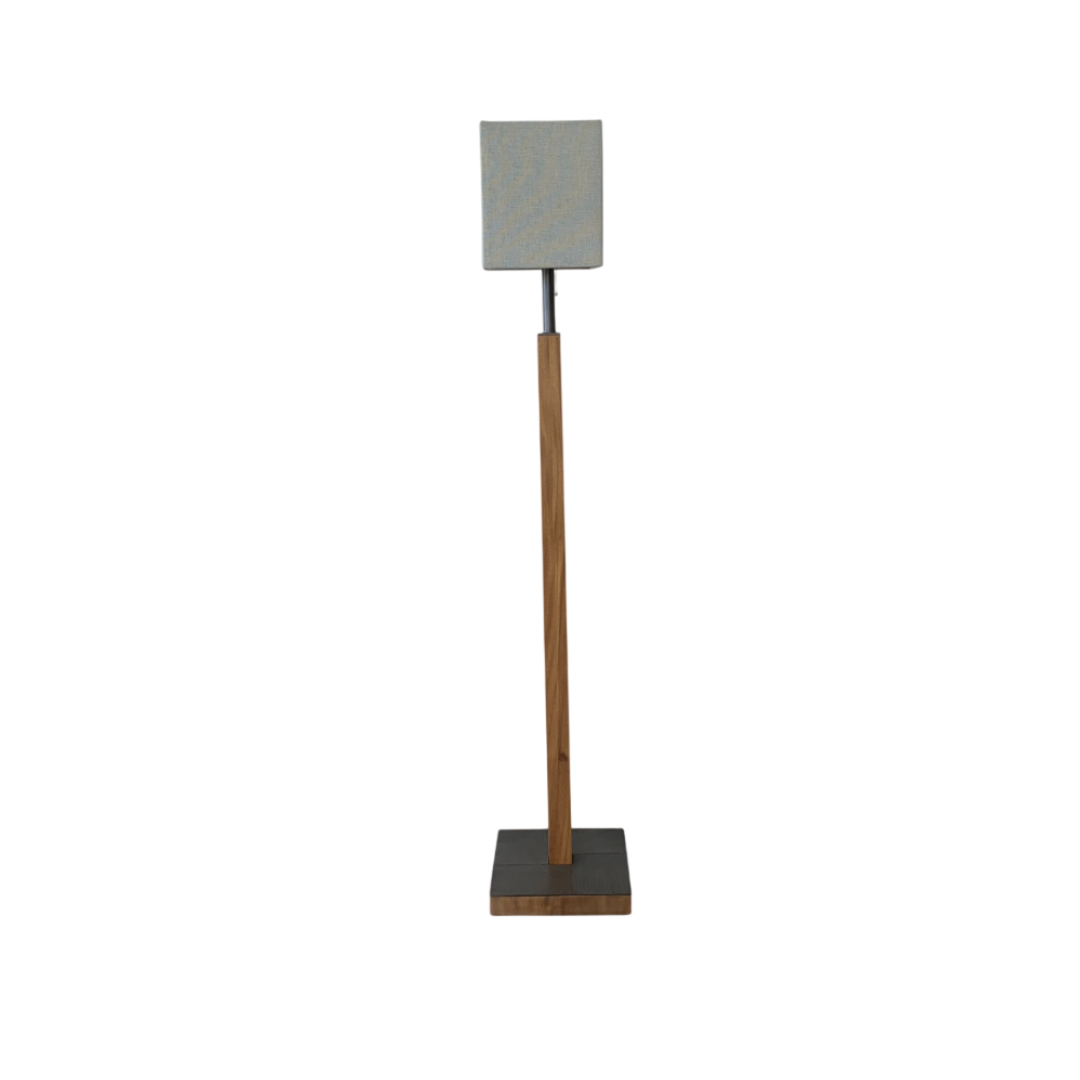 LAMPARA D/PIE CUBISTA 0.30X1.70X0.30M
